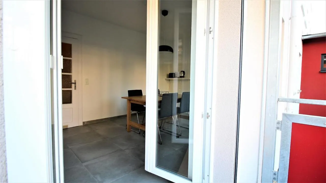 Light-Flooded City Apartment With Balcony And Garden Würzburg